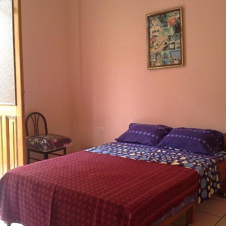 Hostal Yaki Lima Quarto foto
